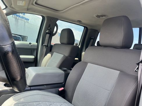 Used 2005 Ford F150 XLT AWD/4WD image 10