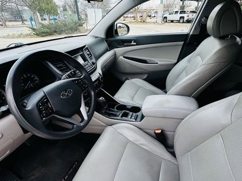 Used 2016 Hyundai Tucson SE FWD image 9