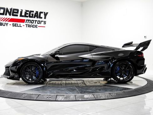 Used 2026 Chevrolet Corvette ZR1 w/ ZR1 Carbon Fiber Aero Package RWD image 13