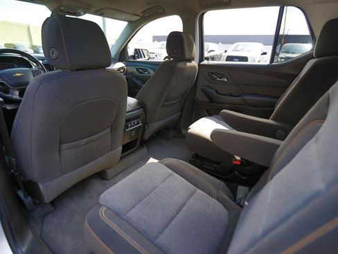 Used 2019 Chevrolet Traverse LT FWD image 6