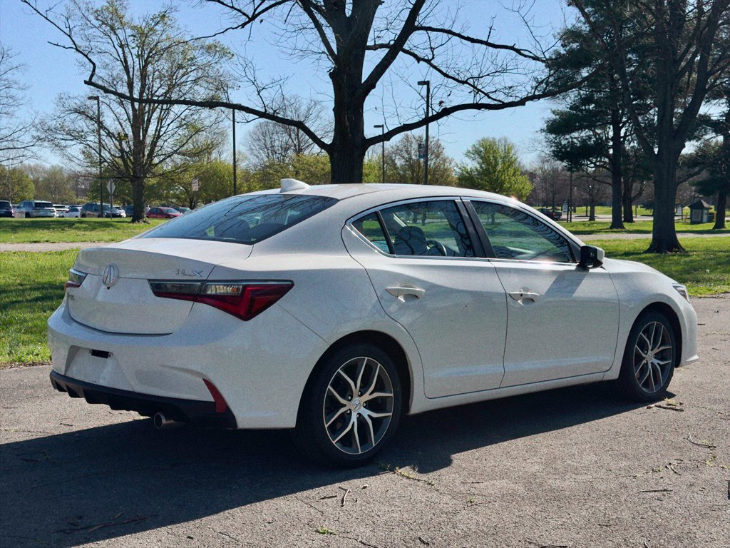 Used 2020 Acura ILX w/ Premium Package FWD image 34