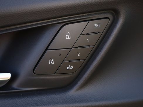 New 2026 Chevrolet Equinox ACTIV w/ Convenience Package III image 9