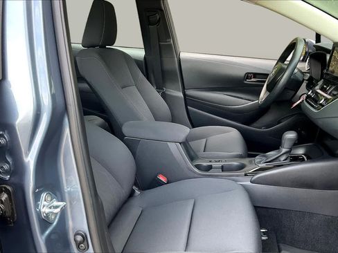 Used 2026 Toyota Corolla LE FWD image 9