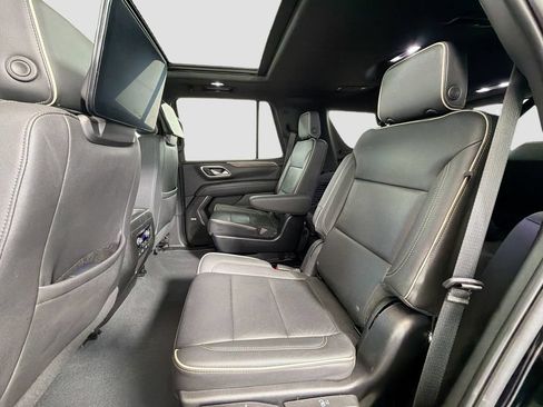 Used 2023 Chevrolet Tahoe Premier AWD/4WD image 27