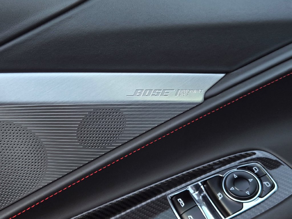 Used 2021 Chevrolet Corvette Stingray Premium Cpe w/ Z51 Performance Package RWD image 16