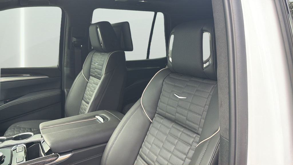 New 2026 Cadillac Escalade V AWD/4WD image 11