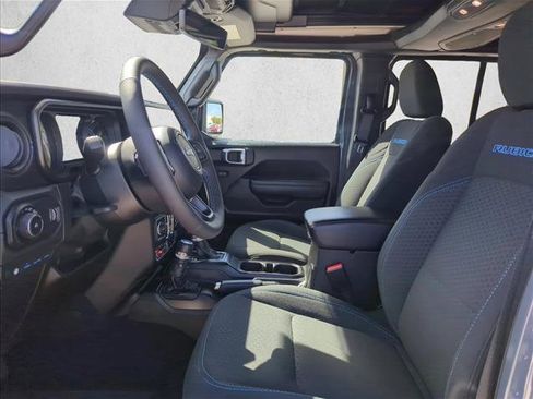 Used 2024 Jeep Wrangler Unlimited Rubicon 4xe w/ Technology Group image 13
