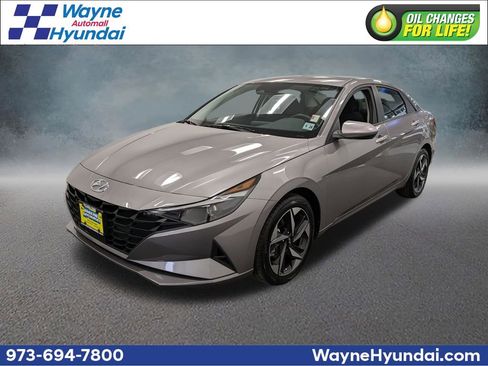 Certified 2023 Hyundai Elantra SEL w/ Convenience Package FWD image 1