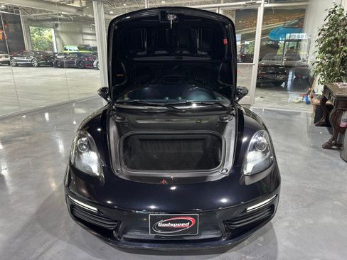 Used 2019 Porsche 718 Cayman RWD image 25