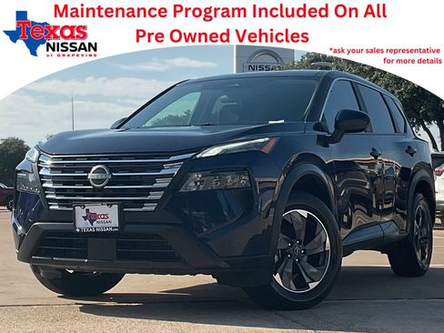 Used 2025 Nissan Rogue SV FWD image 1