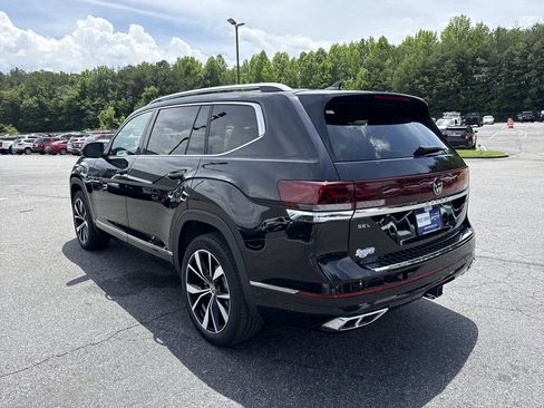 Used 2024 Volkswagen Atlas SEL Premium R-Line AWD/4WD image 6