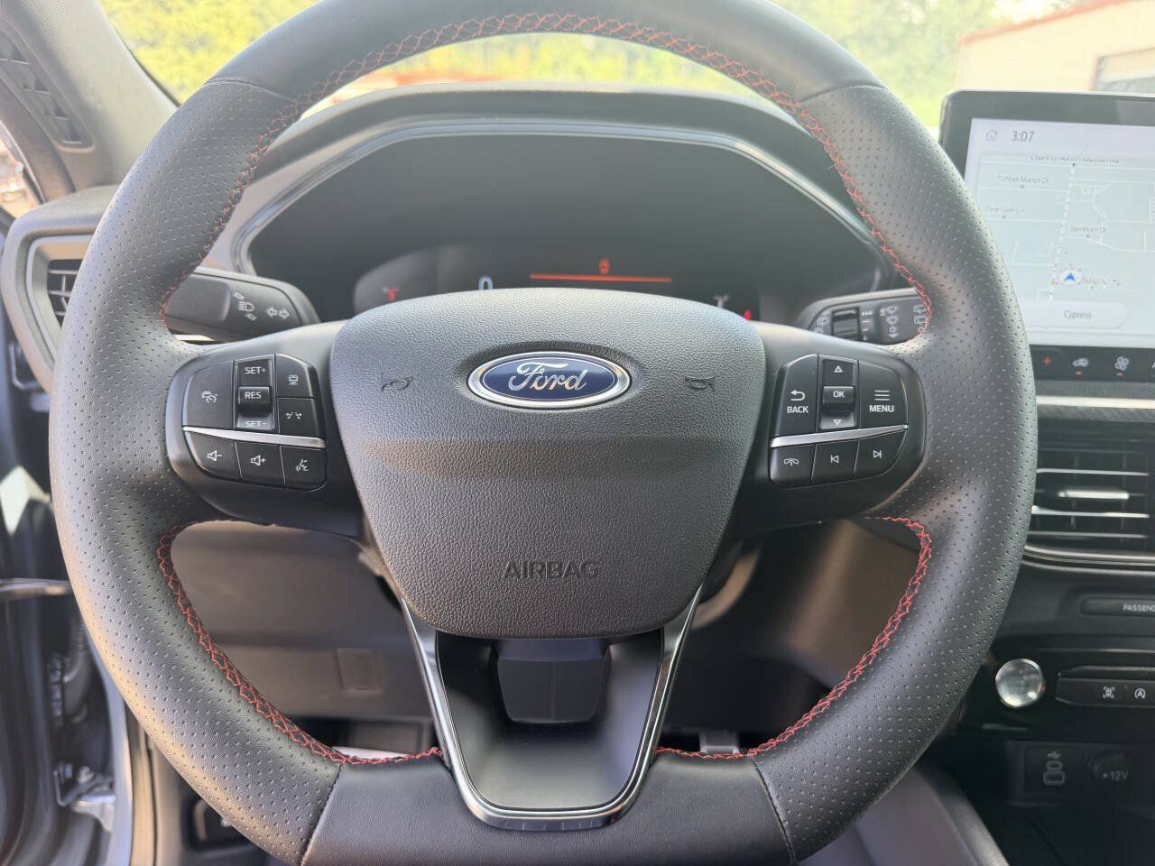 Used 2024 Ford Escape ST-Line w/ Tech Pack #1 FWD image 31