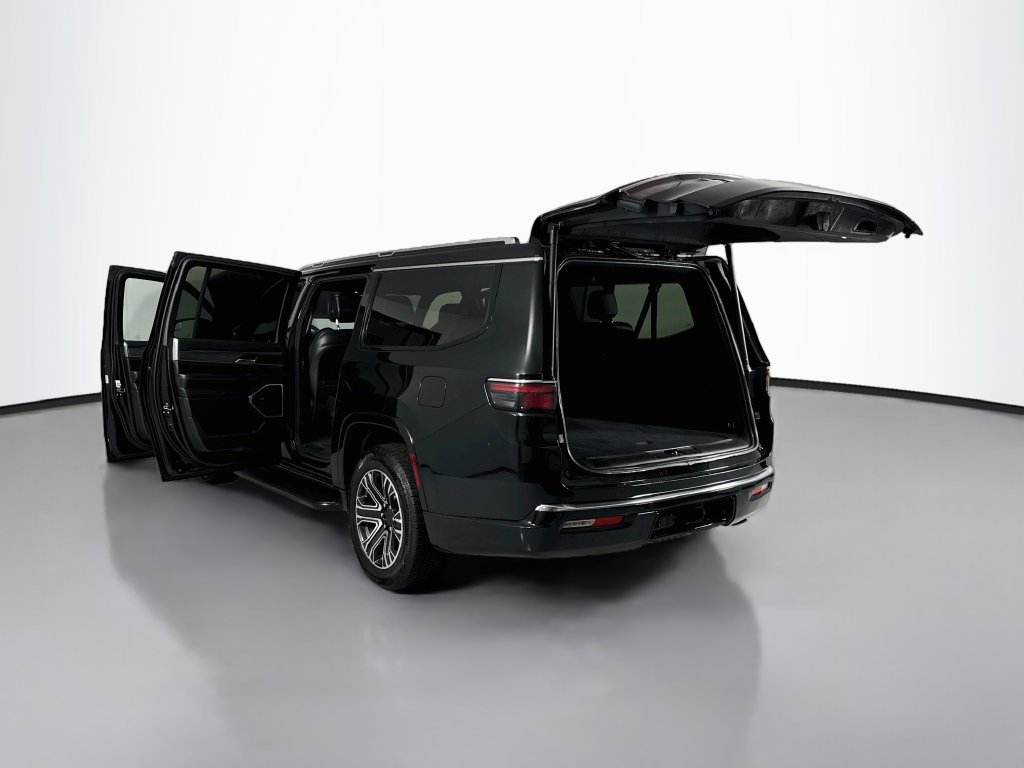 Used 2024 Jeep Wagoneer L Series II RWD image 21