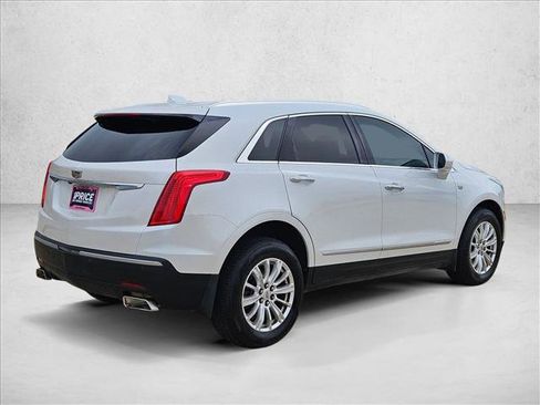 Used 2017 Cadillac XT5 FWD image 5