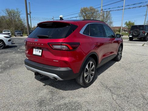 Used 2024 Ford Escape Platinum w/ Premium Technology Package image 8