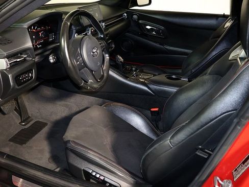 Used 2021 Toyota Supra RWD image 13