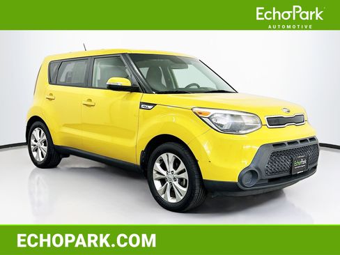 Used 2014 Kia Soul + image 1