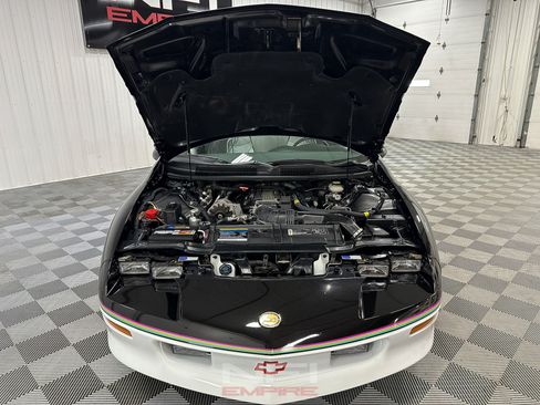 Used 1993 Chevrolet Camaro Z28 RWD image 44
