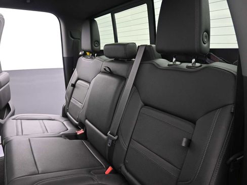 Used 2022 GMC Sierra 3500 Denali w/ Denali Ultimate Package image 25