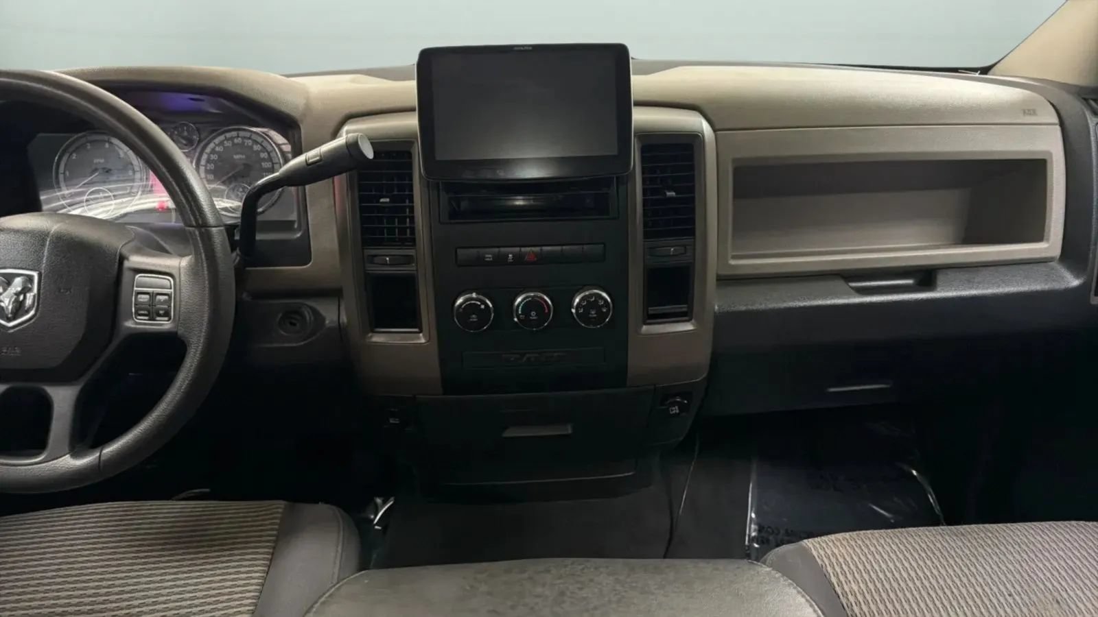 Used 2012 RAM 1500 Express RWD image 14