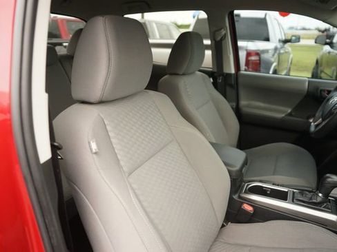 Used 2021 Toyota Tacoma SR5 RWD image 19