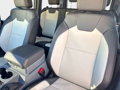 New 2025 INEOS Grenadier Fieldmaster Edition image 16