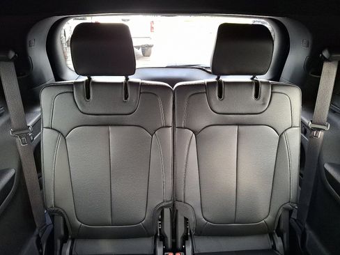 New 2025 Jeep Grand Cherokee L Limited AWD/4WD image 7