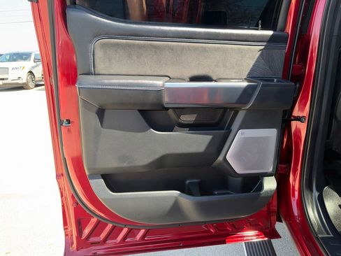 Used 2025 Ford F250 Platinum w/ FX4 Off-Road Package image 29