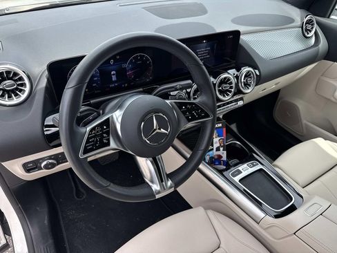 Used 2025 Mercedes-Benz GLA 250 image 18