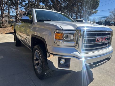 Used 2014 GMC Sierra 1500 SLE w/ SLE Value Package AWD/4WD image 8