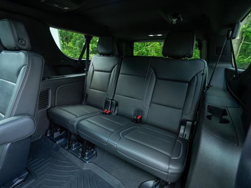 Used 2021 GMC Yukon XL Denali AWD/4WD image 28