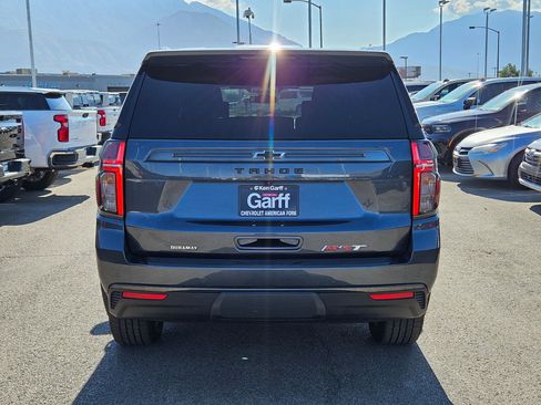 Used 2021 Chevrolet Tahoe RST w/ Luxury Package AWD/4WD image 4