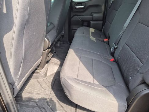 Used 2020 Chevrolet Silverado 1500 Custom w/ Custom Value Package AWD/4WD image 25