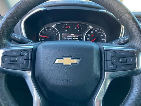 Used 2025 Chevrolet Blazer LT FWD image 13