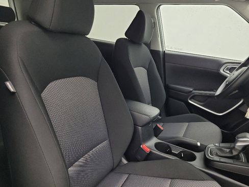 Used 2025 Kia Soul LX w/ LX Technology Package image 21