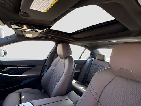 Certified 2026 BMW 530i xDrive AWD/4WD image 22