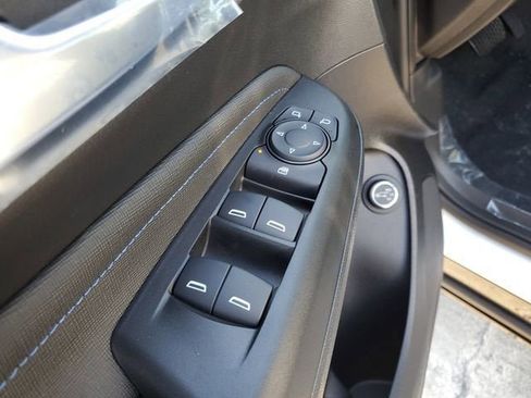 New 2026 Buick Envista Sport Touring w/ Convenience I Package FWD image 17