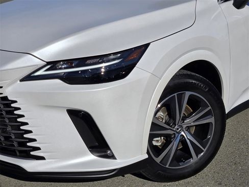 Used 2023 Lexus RX 350 Premium image 9