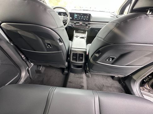 New 2026 Kia Sportage EX AWD/4WD image 13