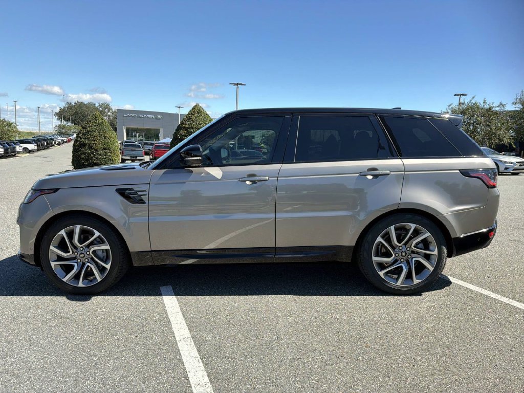 Used 2022 Land Rover Range Rover Sport HSE Silver Edition AWD/4WD image 2