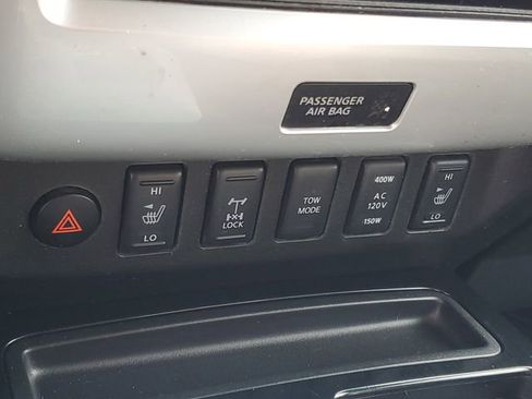 Used 2014 Nissan Titan PRO-4X w/ Pro-4x Luxury Package AWD/4WD image 26