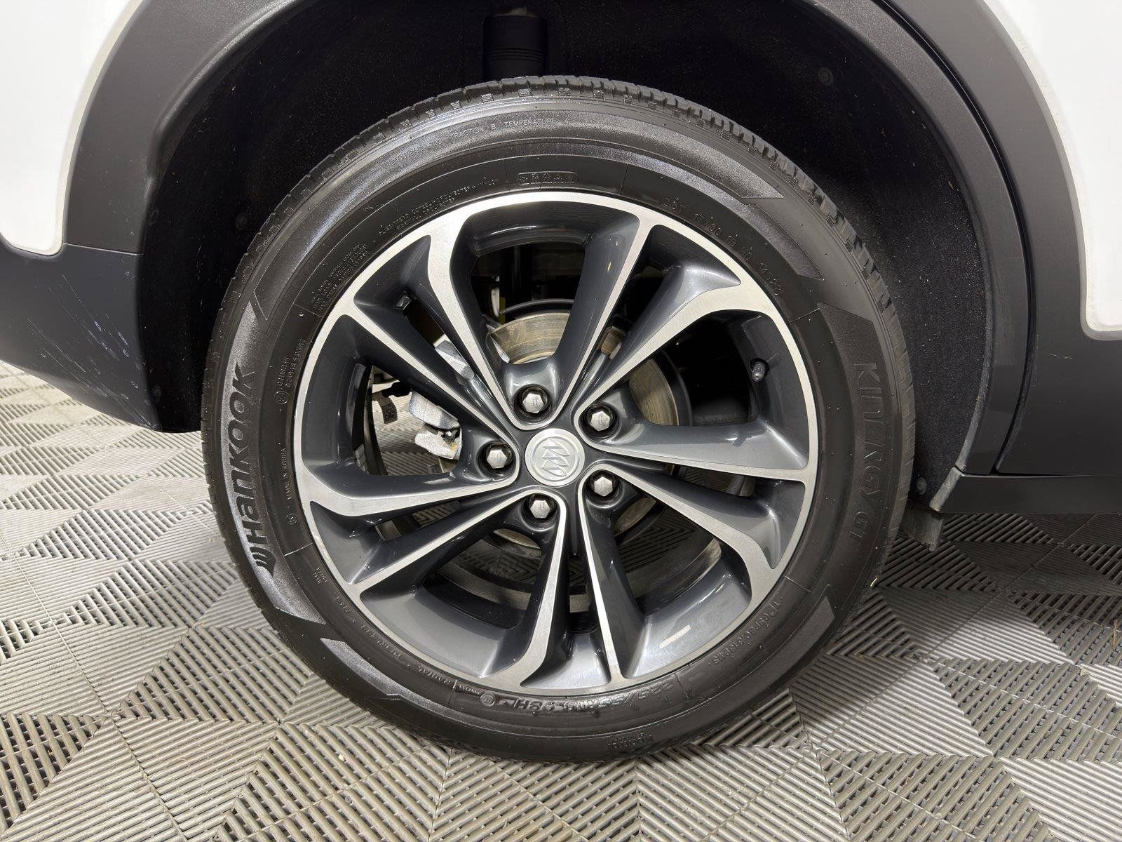 Certified 2023 Buick Encore GX Select FWD image 15