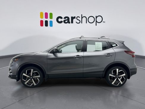 Used 2022 Nissan Rogue Sport SL AWD/4WD image 2