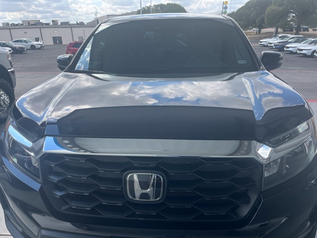 Used 2023 Honda Passport EX-L image 2
