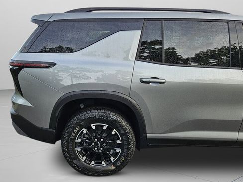 New 2026 Chevrolet Traverse Z71 image 8