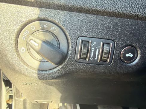 Used 2023 Dodge Charger GT image 30