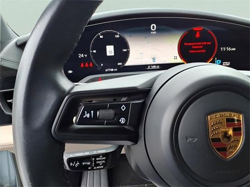 Used 2022 Porsche Taycan image 15