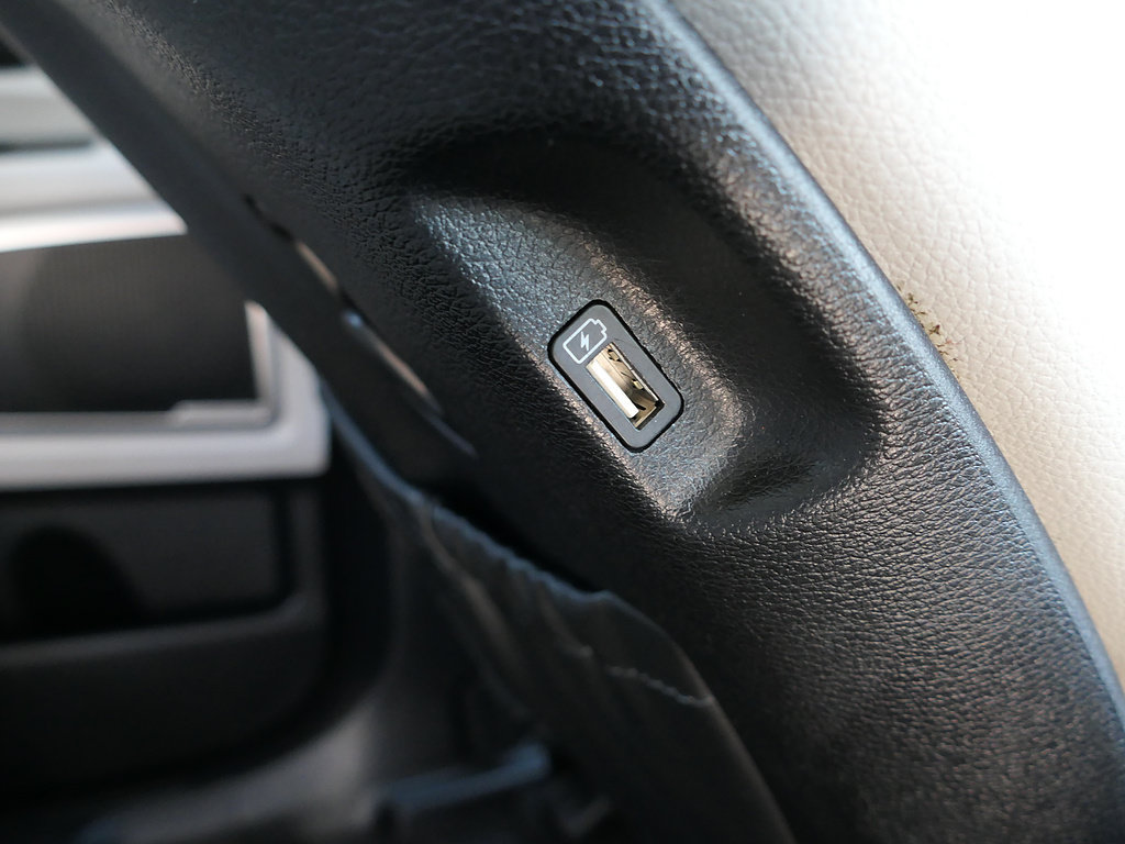 Used 2021 Kia Telluride EX FWD image 26