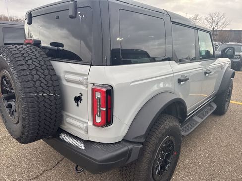 New 2026 Ford Bronco Badlands image 10