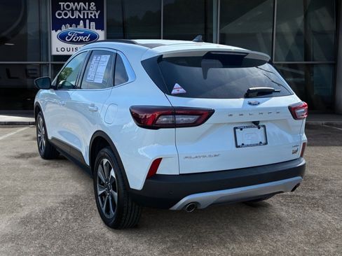 Used 2023 Ford Escape Platinum AWD/4WD image 5